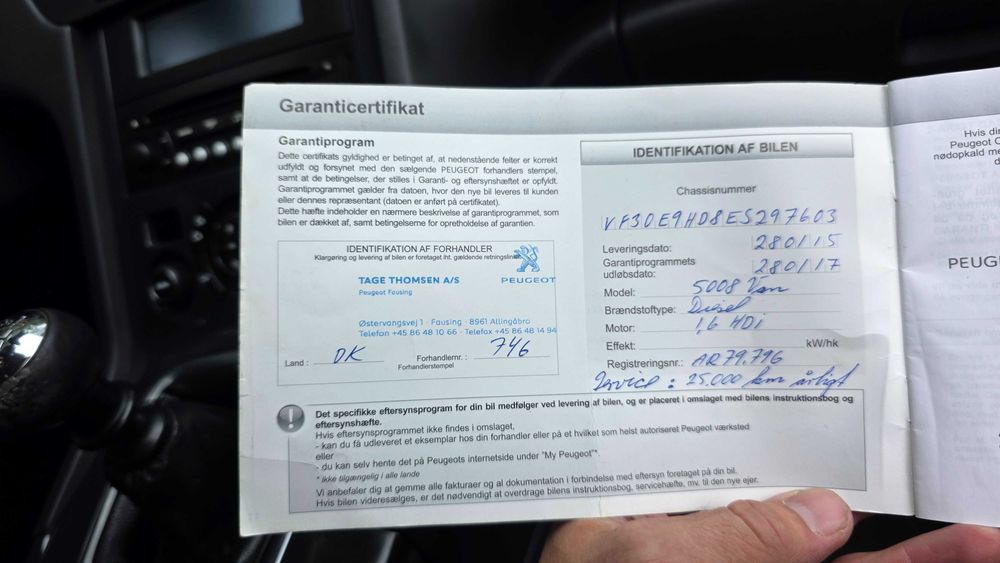 Peugeot 5008 2014 7 місць дизель 1.6 - генератор на колесах