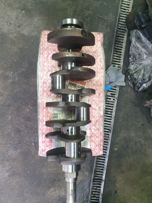 Колінвал Коленвал 4.7 2UZ FE Lexus lx 470 gx 470 Toyota land cruiser