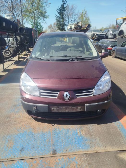 Renault Scenic 2 na części.