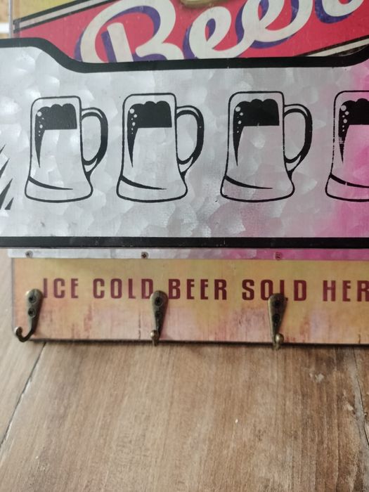 Вешалка+открывалка+полочка,Италия.