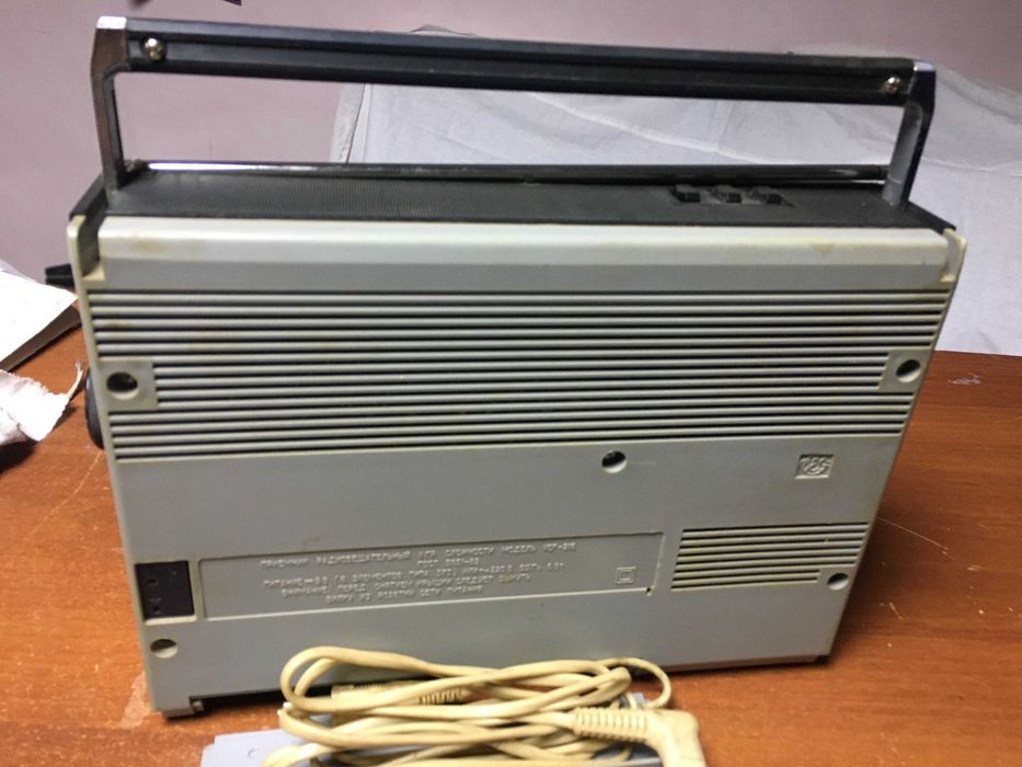 Радіоприймач VEF 216