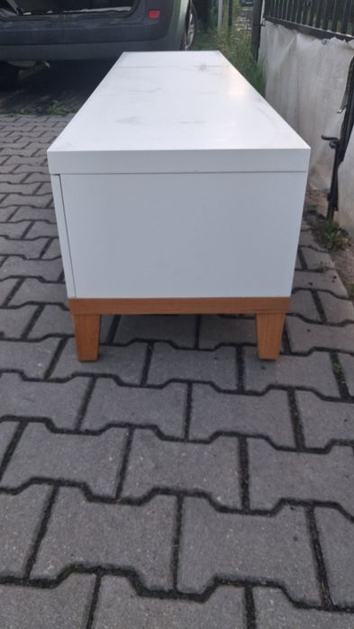 Szafka pod telewizor