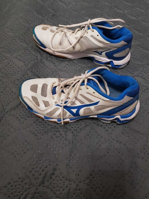 Buty sportowe MIZUNO rozmiar 39