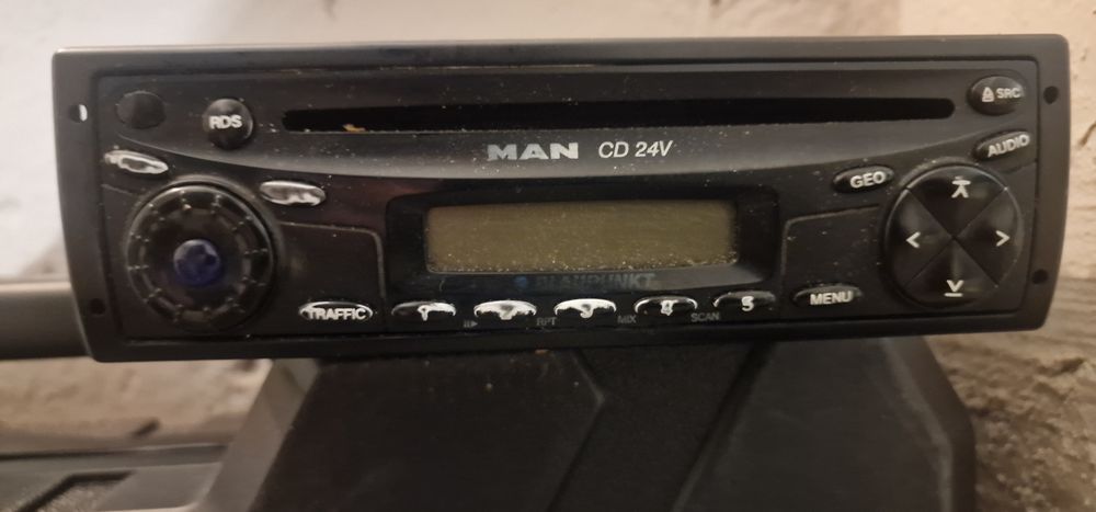 Radio samochodowe MAN 24V