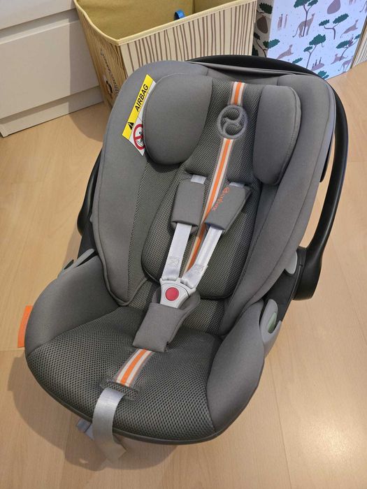 OVO Cybex Cloud G i-Size + Adaptadores para Cadeira Auto – Como Novo