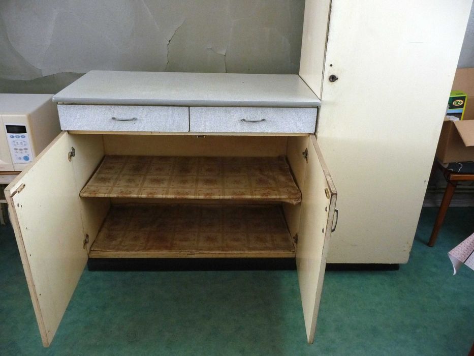 zestaw mebli kuchennych