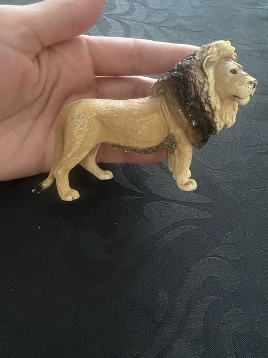Schleich figurka lwa