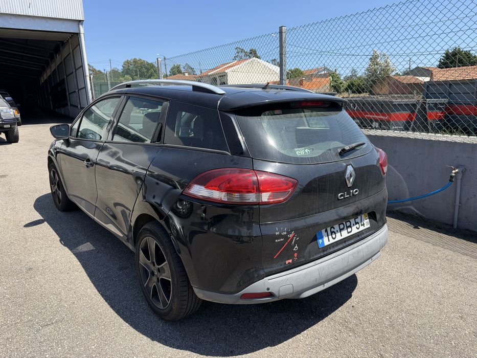 Renault Clio 0.9i 110.000kms