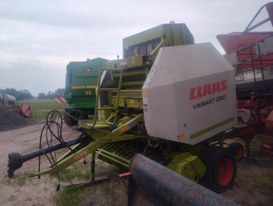 Claas variant 280 350 coutand krone