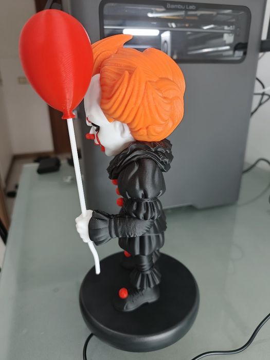 "Item Colecionável de Fã de 'IT - A Coisa' - Pennywise em Miniatura
