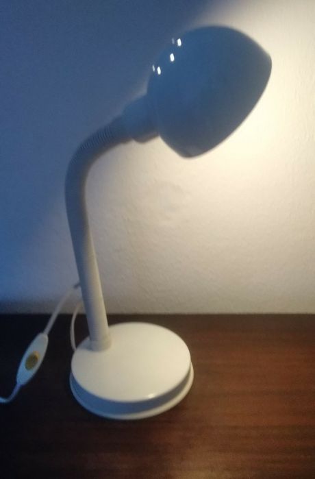 Candeeiro de secretaria/ mesa de cabeceira