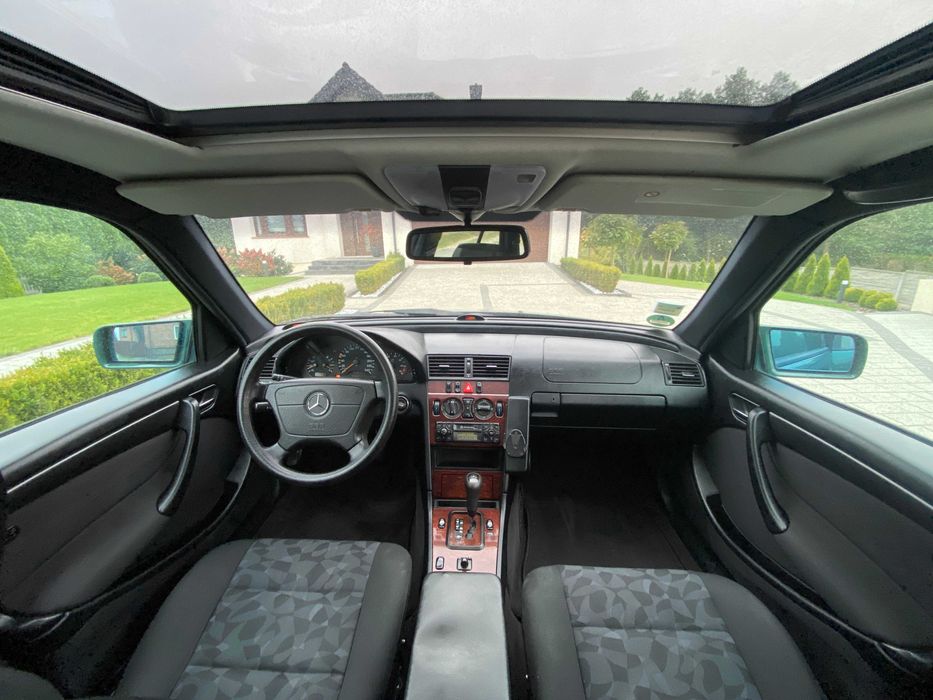 # Przebieg 147 tys km # Klima # Szyberdach #