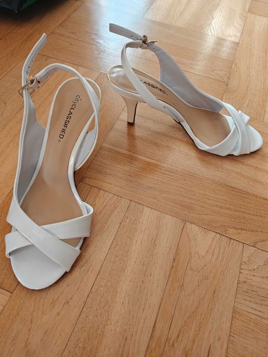 Buty damskie szpilki botki.