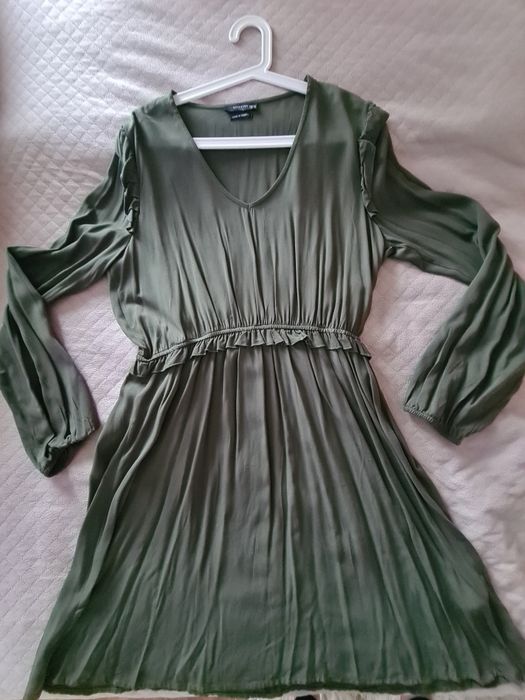 Nowa sukienka bez metki, Reserved roz.42