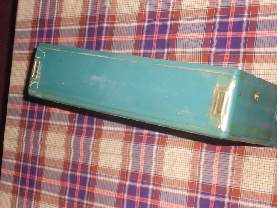 Radio antigo vintage a pilhas Philips
