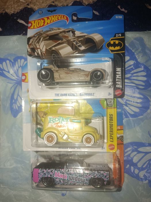 Carros Hotweels novos