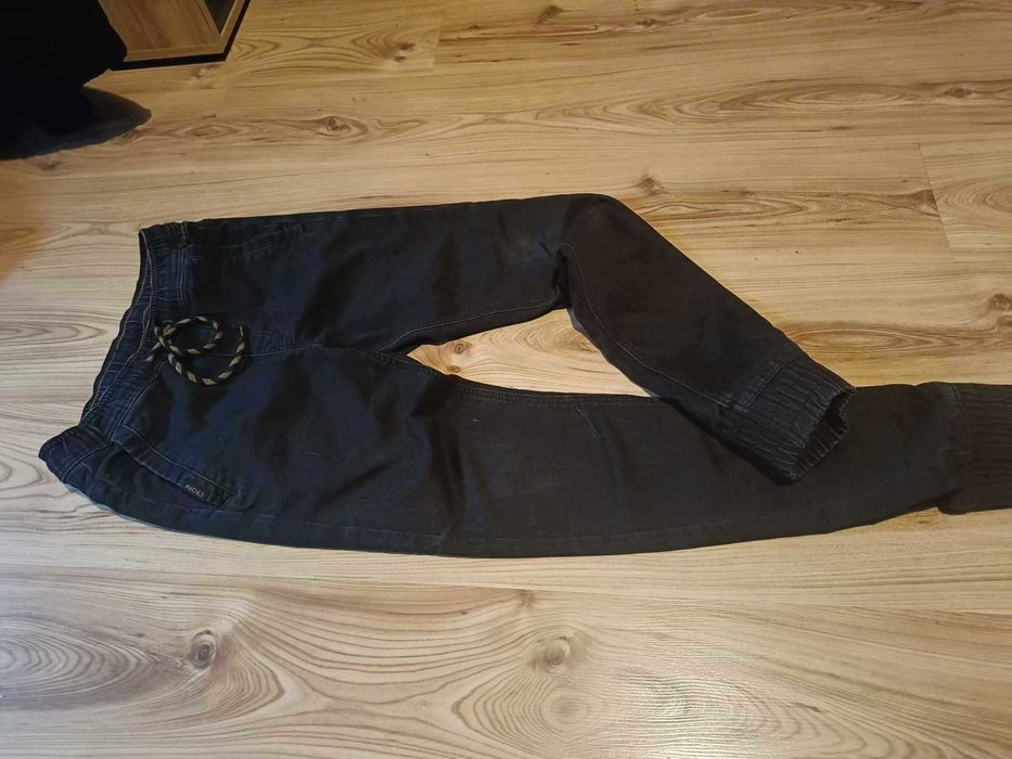 Spodnie męskie jeansy Cropp 28/32