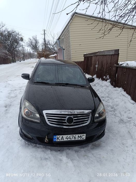 Продам geely sl 2012рік під ремонт