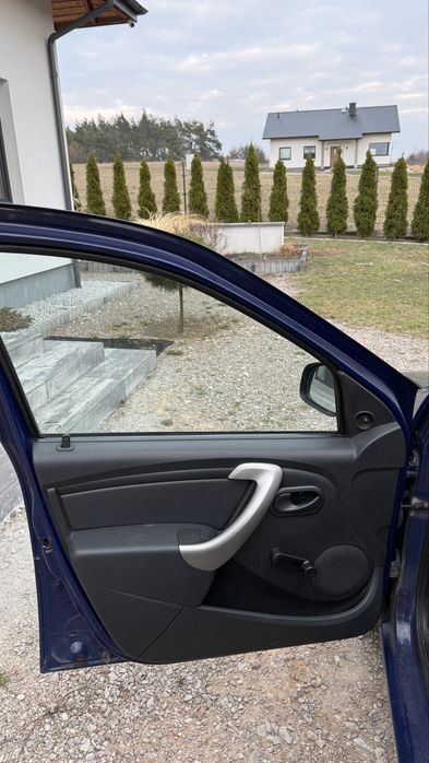 Dacia logan 2009 rok