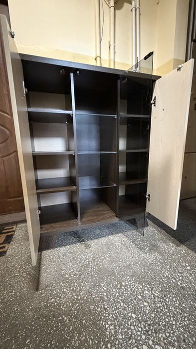 Sprzedam szafkę komodę