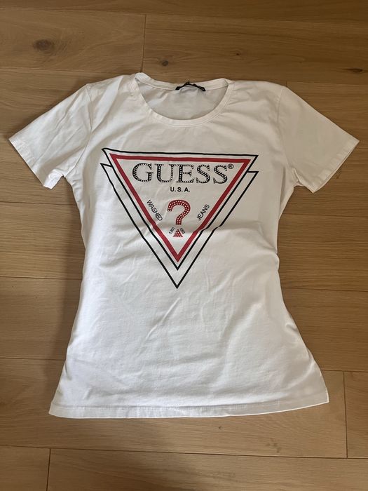 Biała koszulka GUESS