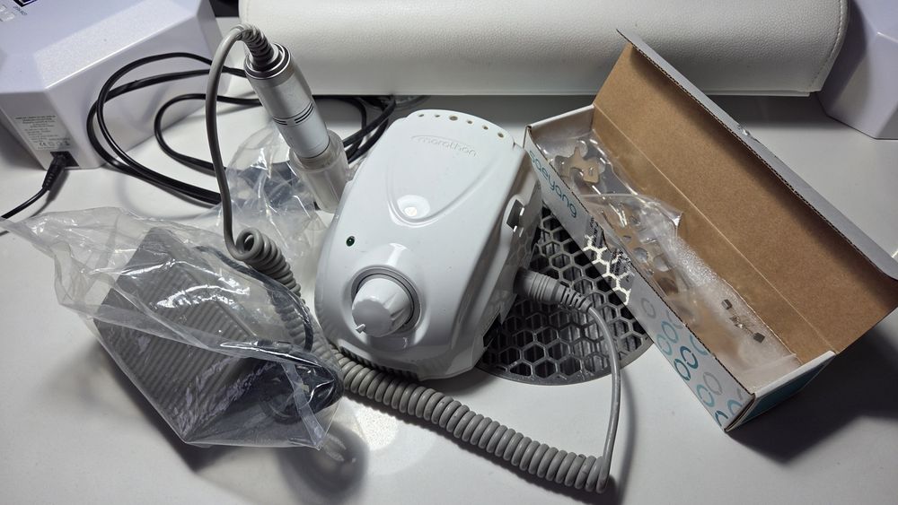 Frezarka marathon champion 3 saeyang używana,  uszkodzone pióro