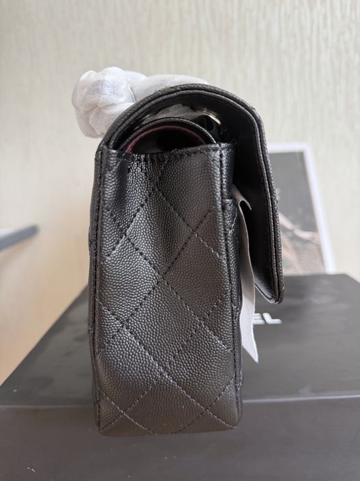 Шкіряна чорна сумка Chanel 26 см