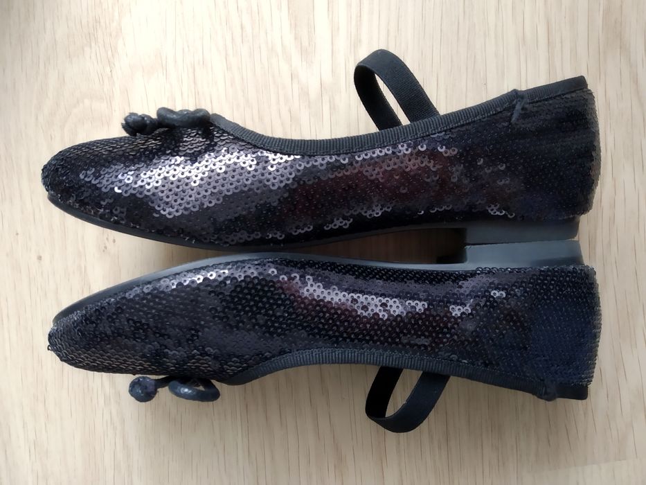 Buty wizytowe dla dziewczynki r. 34 + gratis