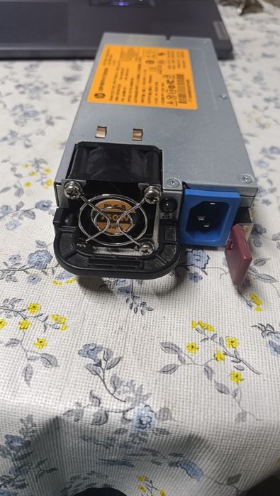 Fonte de Alimentação Servidor HP 750W (DPS-750AB-3 A / 660183-001)