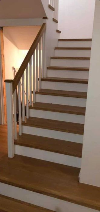 Schody dębowe drewniane