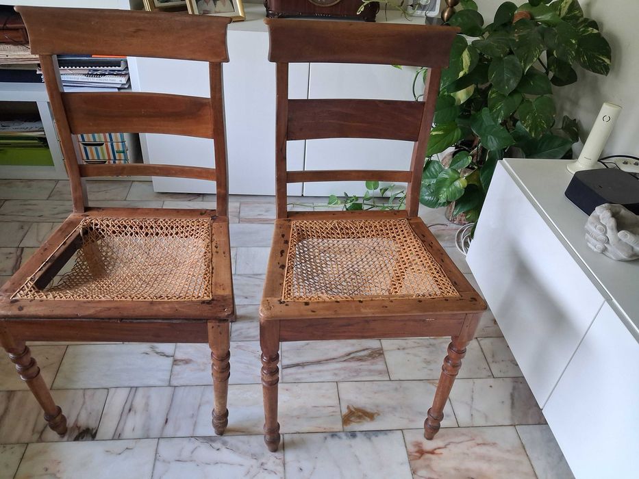 Par de Cadeiras Originais Estilo D. Maria (para restauro)