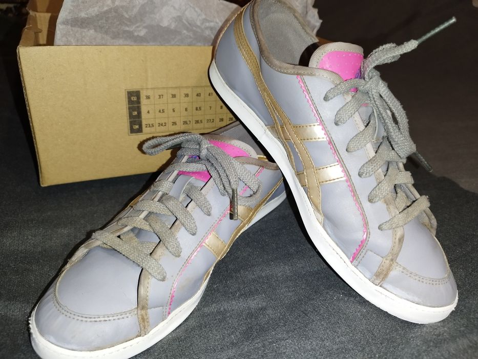 Взуття кросівки жіночі, Asics, 37