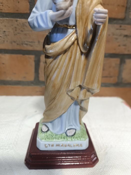 Estátua de Santa Maria Madalena