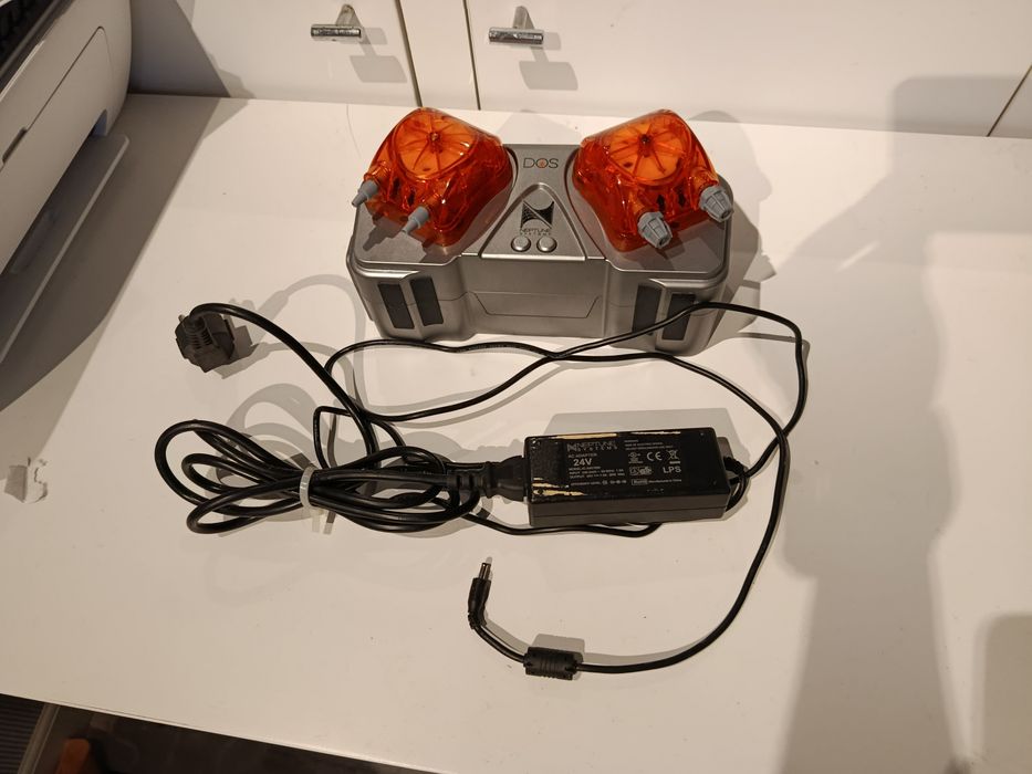 programowalny system dozujący i odmierzający płyny,