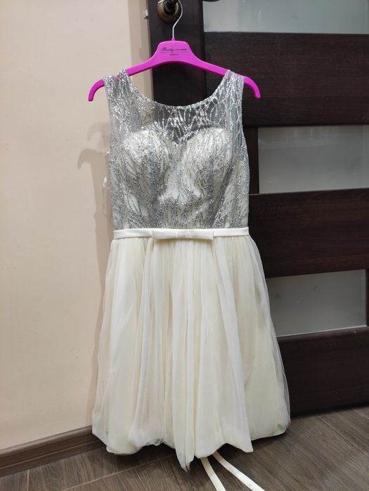 Продаю вечірню/випускну сукню