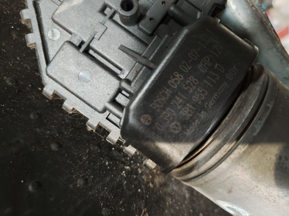 Mechanizm wycieraczek silniczek wycieraczek volkswagen passat B5