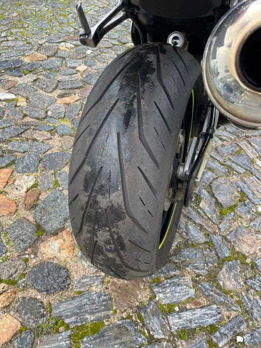 Kawasaki Ninja zx12r