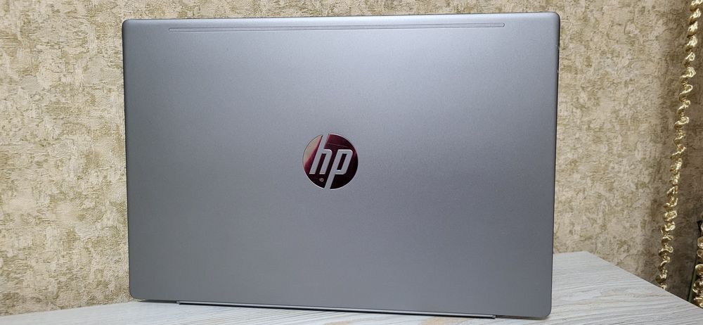 Hp pavilion 14" (core i3 10gen. 8gb. ssd 256gb)
