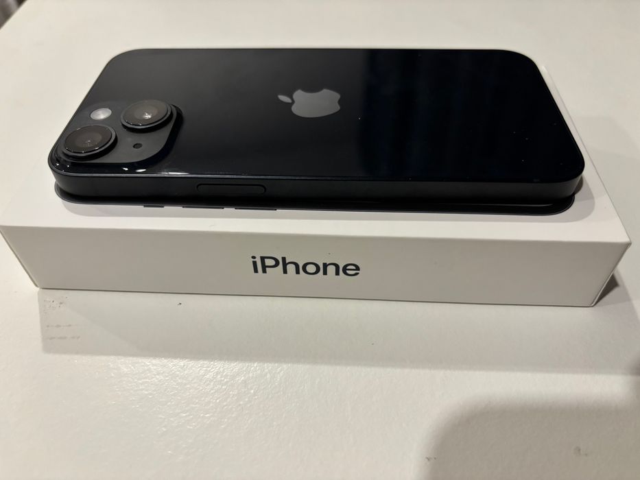 iPhone 14 APPLE (6.1'' - 128 GB - Midnight black)