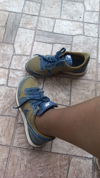 Кросівки Nike розмір 38