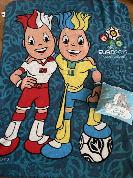 Koc kocyk piłkarski  Polska piłka + poduszka