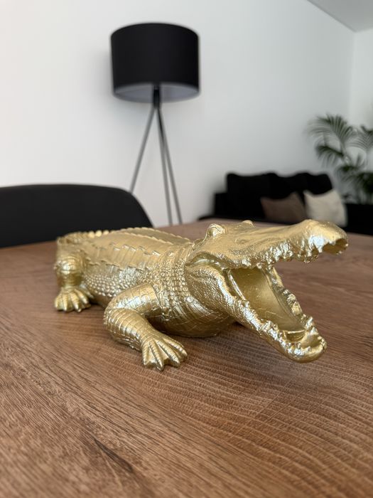 Crocodilo Dourado Estátua Decoração