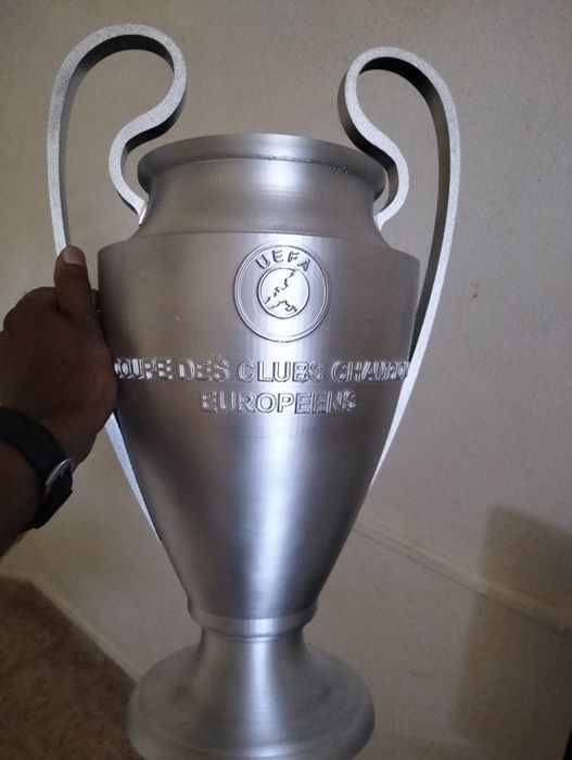 Champions League troféu 52cm