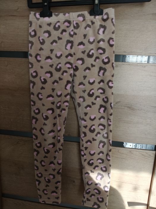 Legginsy w panterkę
