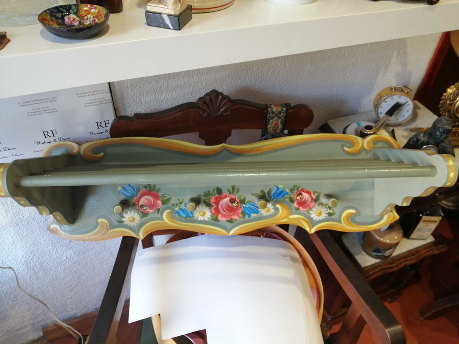 Bengaleiro e Chapeleira Antigo