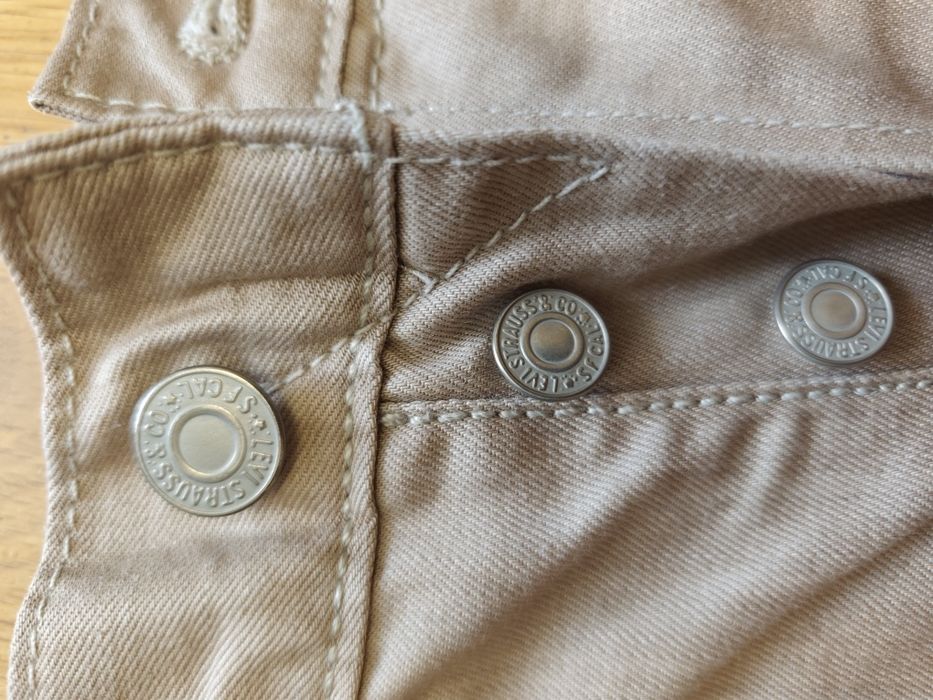 Джинси Levi's 501 бежеві