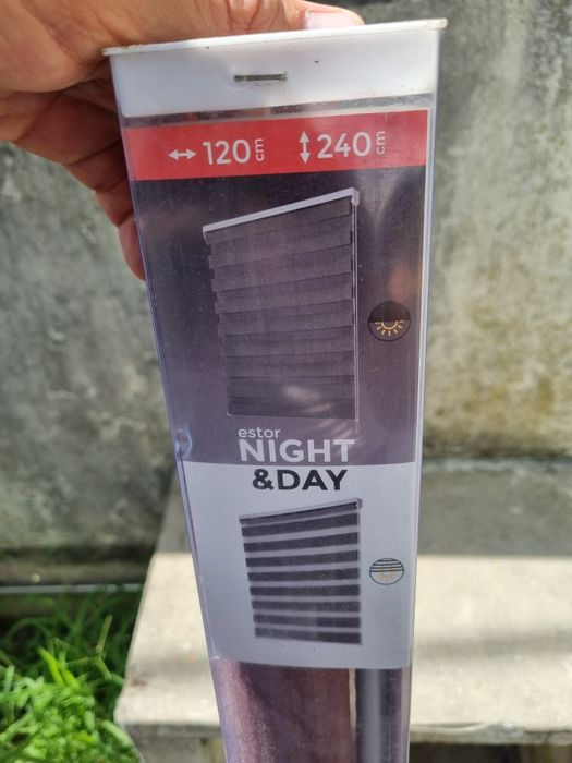 Vendo blackout bordeaux