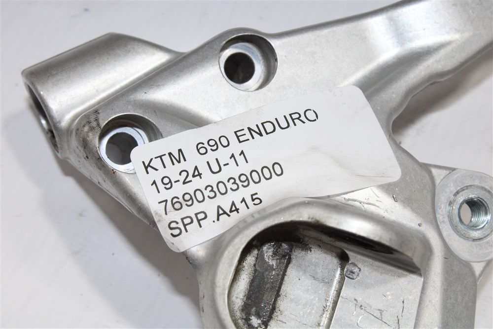 SET PODNÓŻEK PRAWY PRZÓD KTM 690 ENDURO 19-24 U-11 76903039000