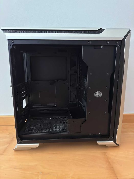 Caixa Pc Torre Cooler Master SL600M
