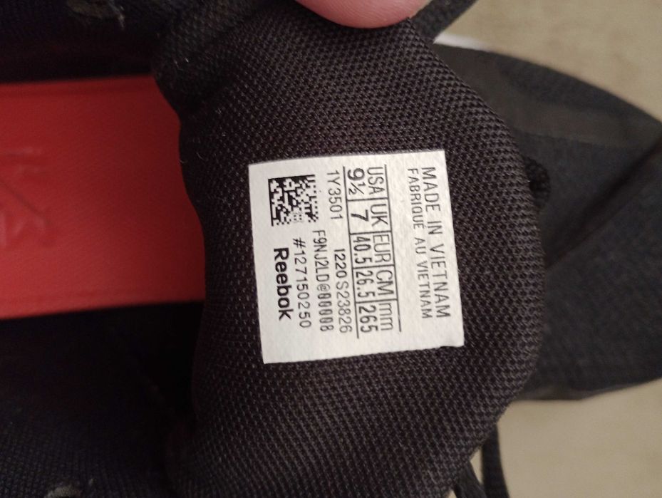 Adidasy damskie Reebok Rozm40.5 długość wkł.26.5 cm